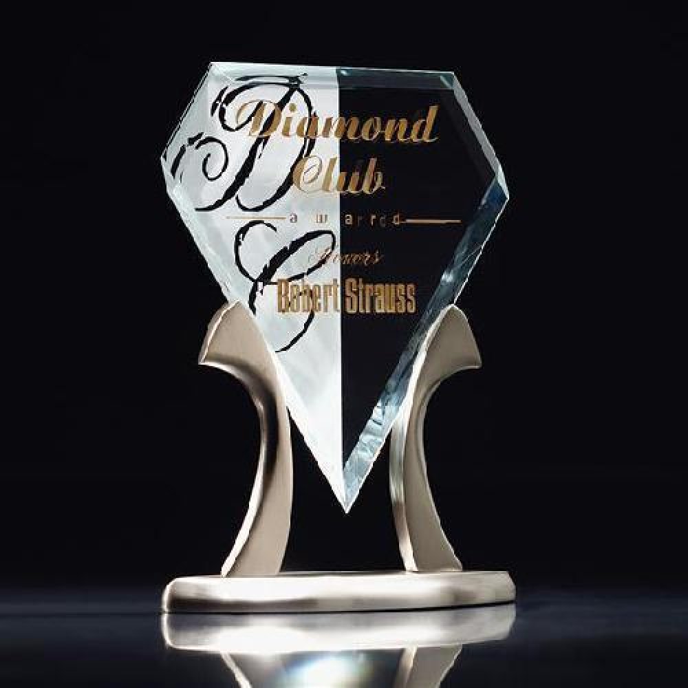 Royal Diamond Tiara — 6 1/2" x 8"