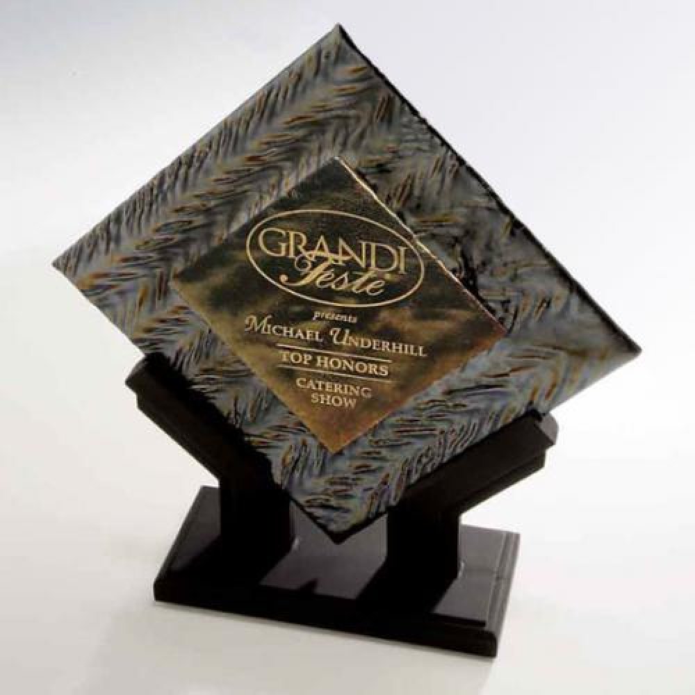 Fusion Plate — 12" x 10 1/2" x 3", Imprint: 4" x 4"