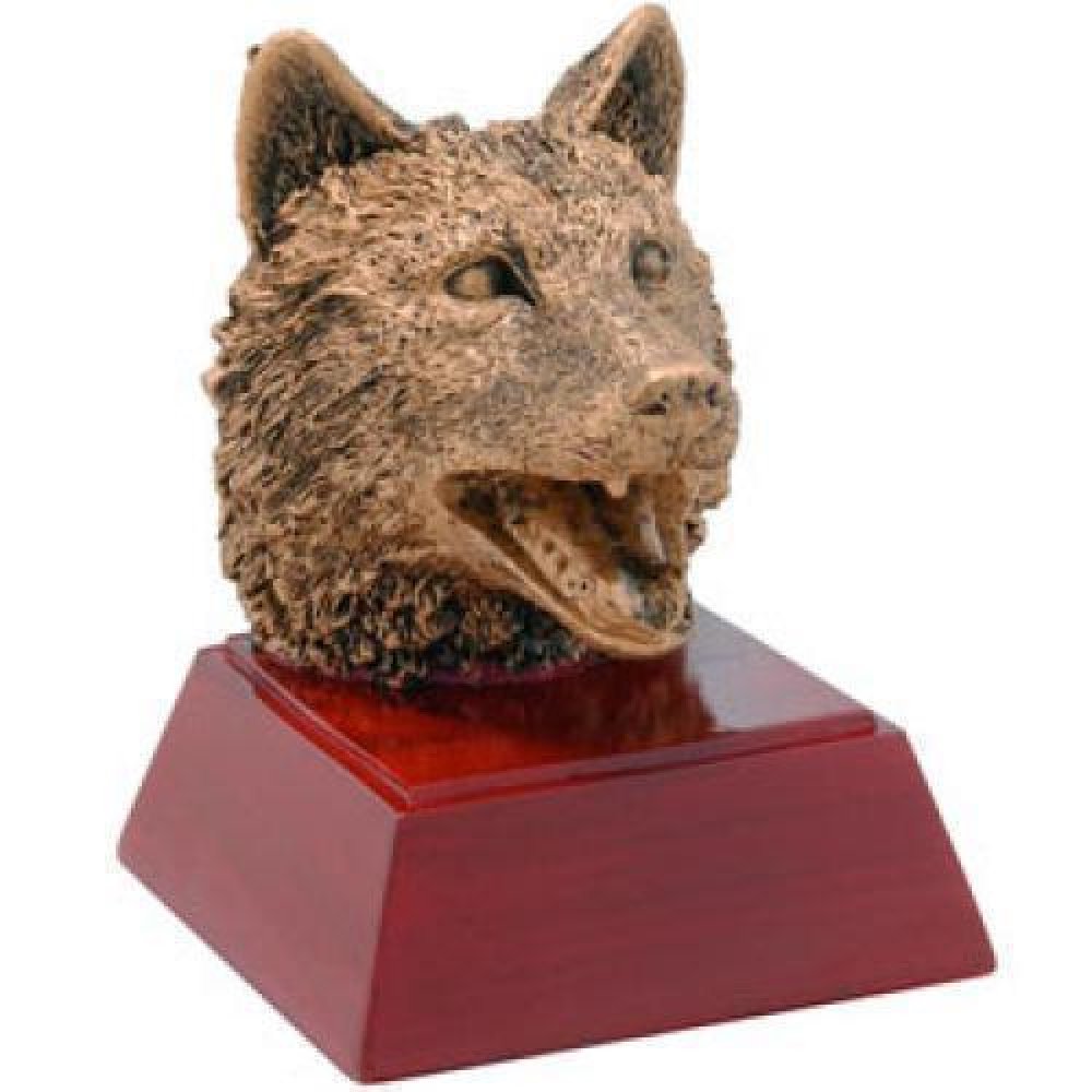 Resin Sculptures -Wolf — 4"