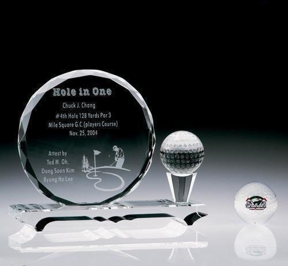 Golf Ball on Tee Crystal Award — 7-5/8"W x 2-1/8"D x 6-1/4"H