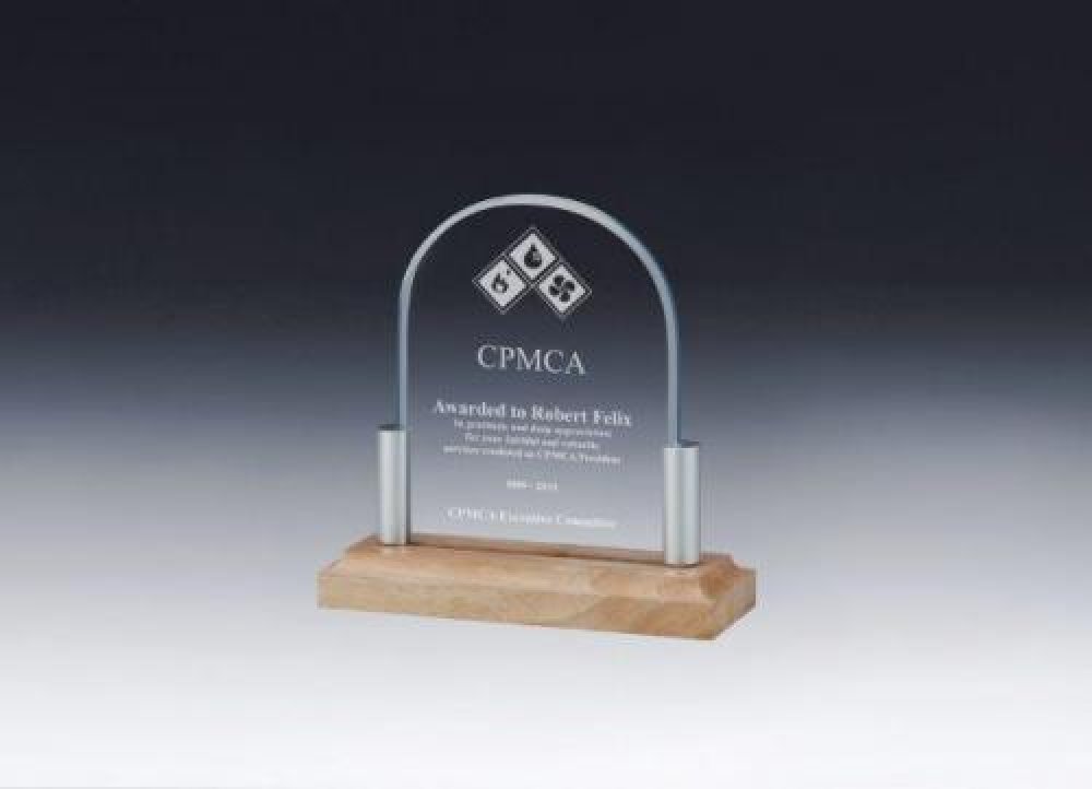 Crown Plaque — 8-1/4"W x 2-3/4"D x 8-1/2"H