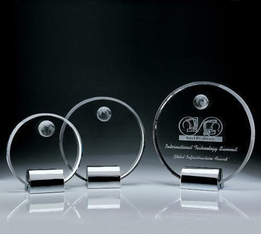 Clear Circle Crystal Award — 8"W x 2-3/8"D x 8-3/16"H