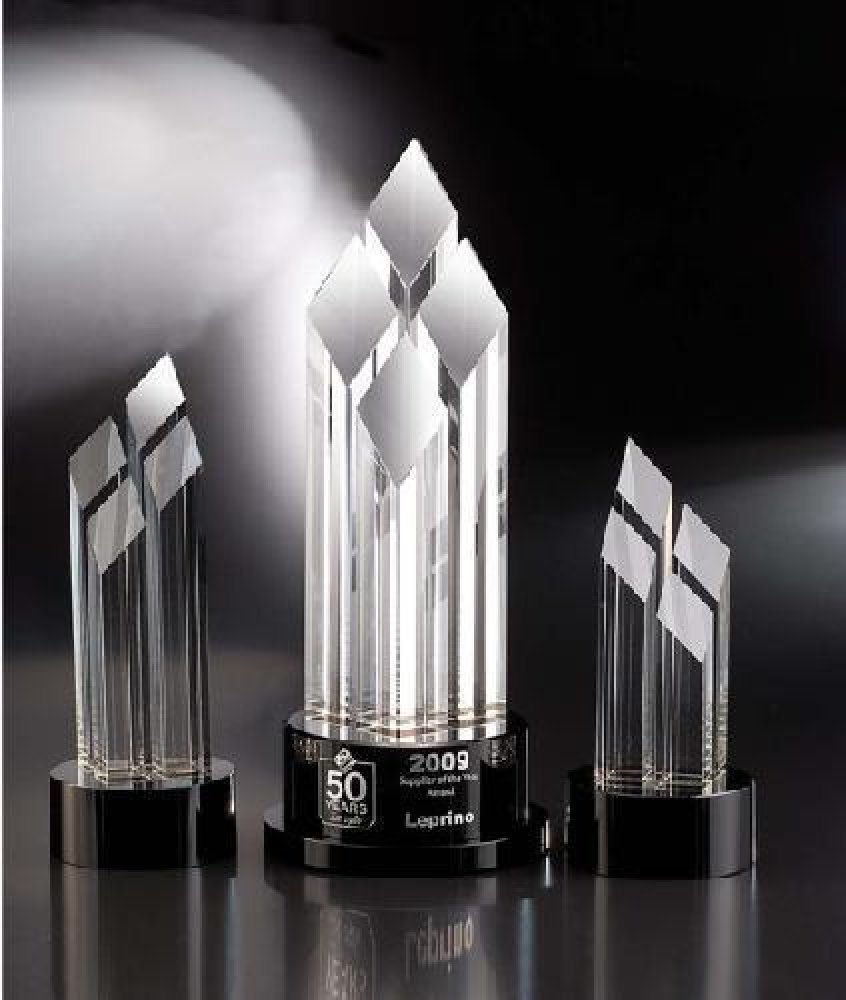Pinnacle — 4 1/2" wide x 10" tall