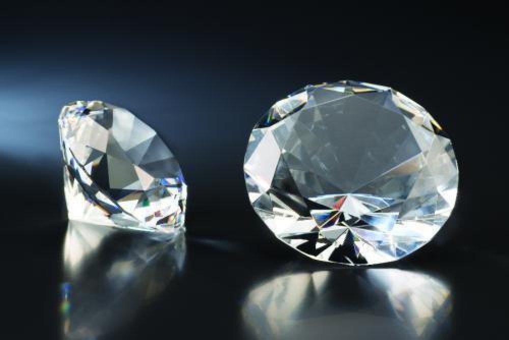 Crystal Diamond — 4" Diameter