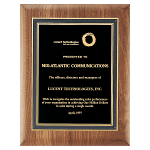American Walnut Plaque w/Textured Black Florentine Black Border LaserFX Plate