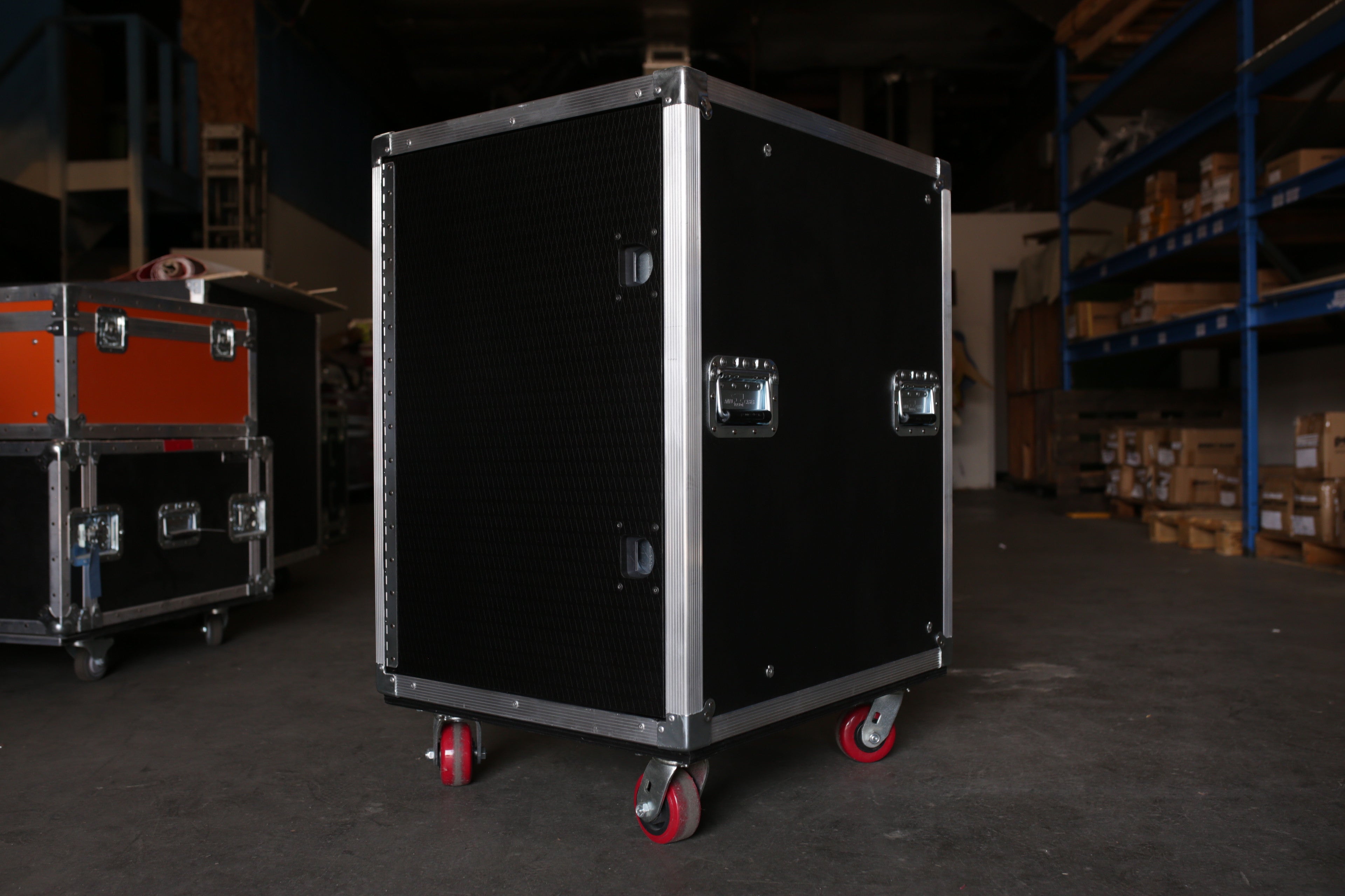 16U Slam Lid Rack (SLR) 16-space Shock Rack