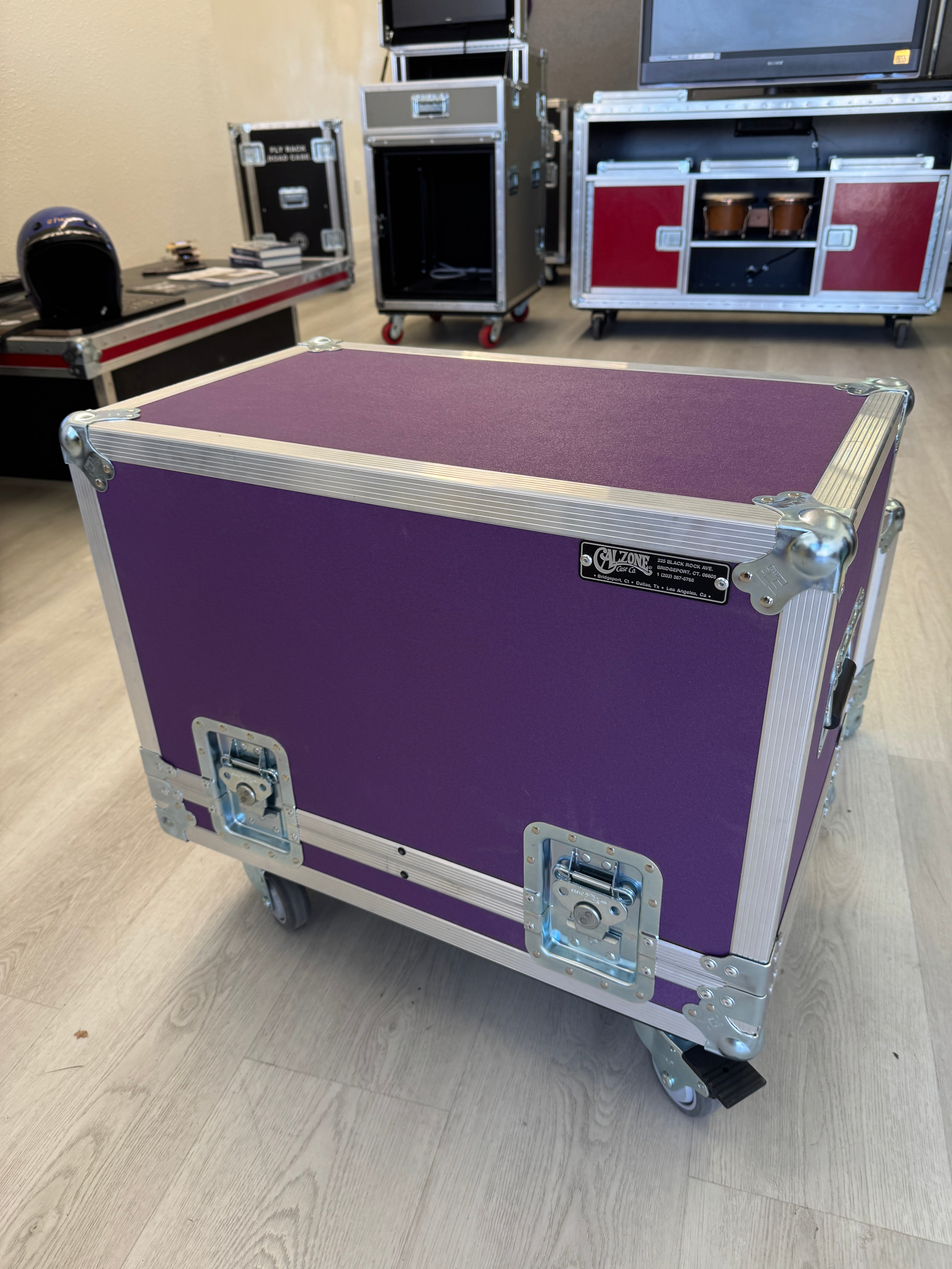 Fender '64 Deluxe Reverb Anvil Case - Purple - Limited Quantity - Bone Yard Blowout Sale