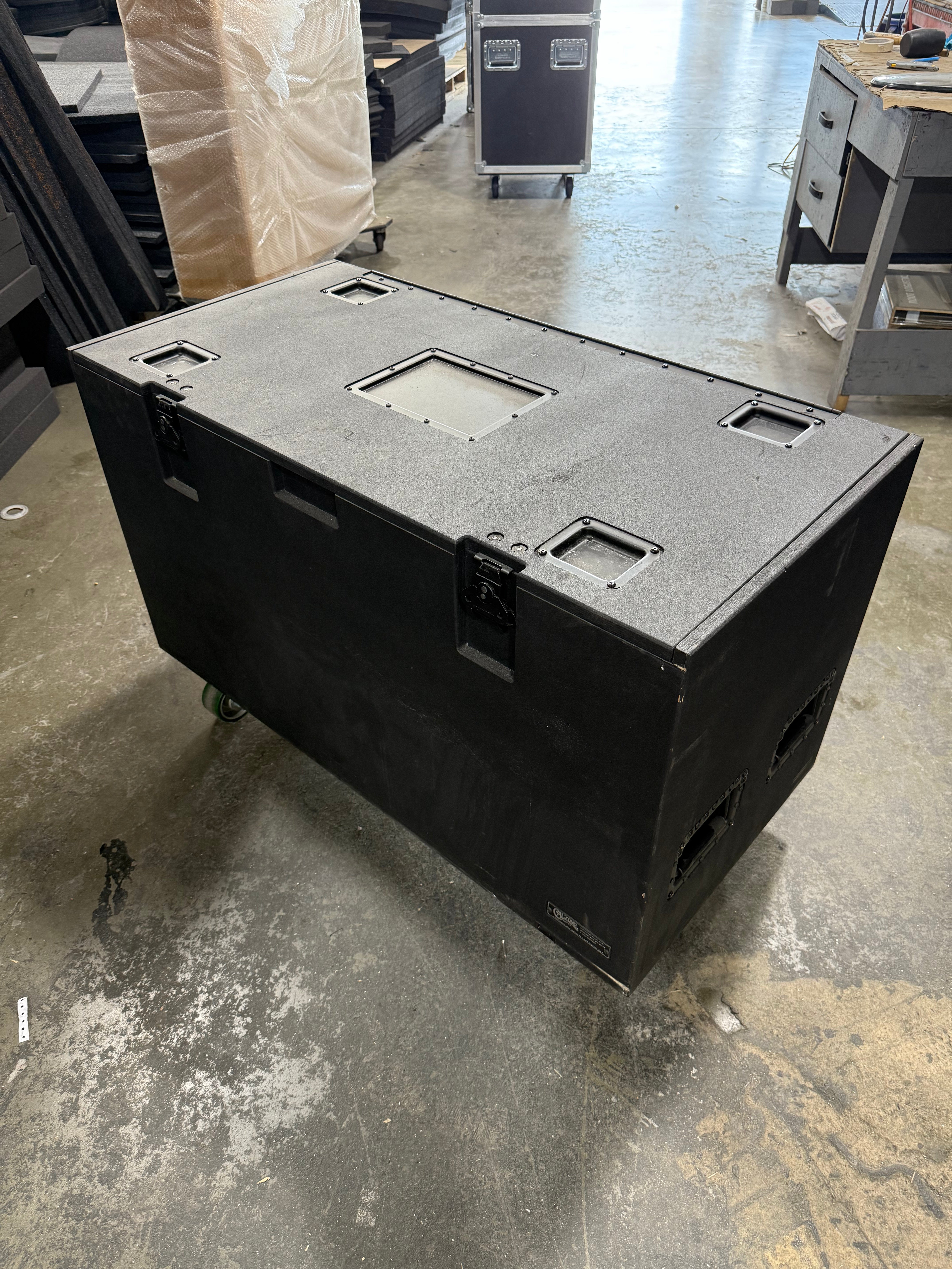 STRONGBOX Case - Half x Quarter Truck Pack Trunk - short - Limited Quantity - Bone Yard Blowout Sale
