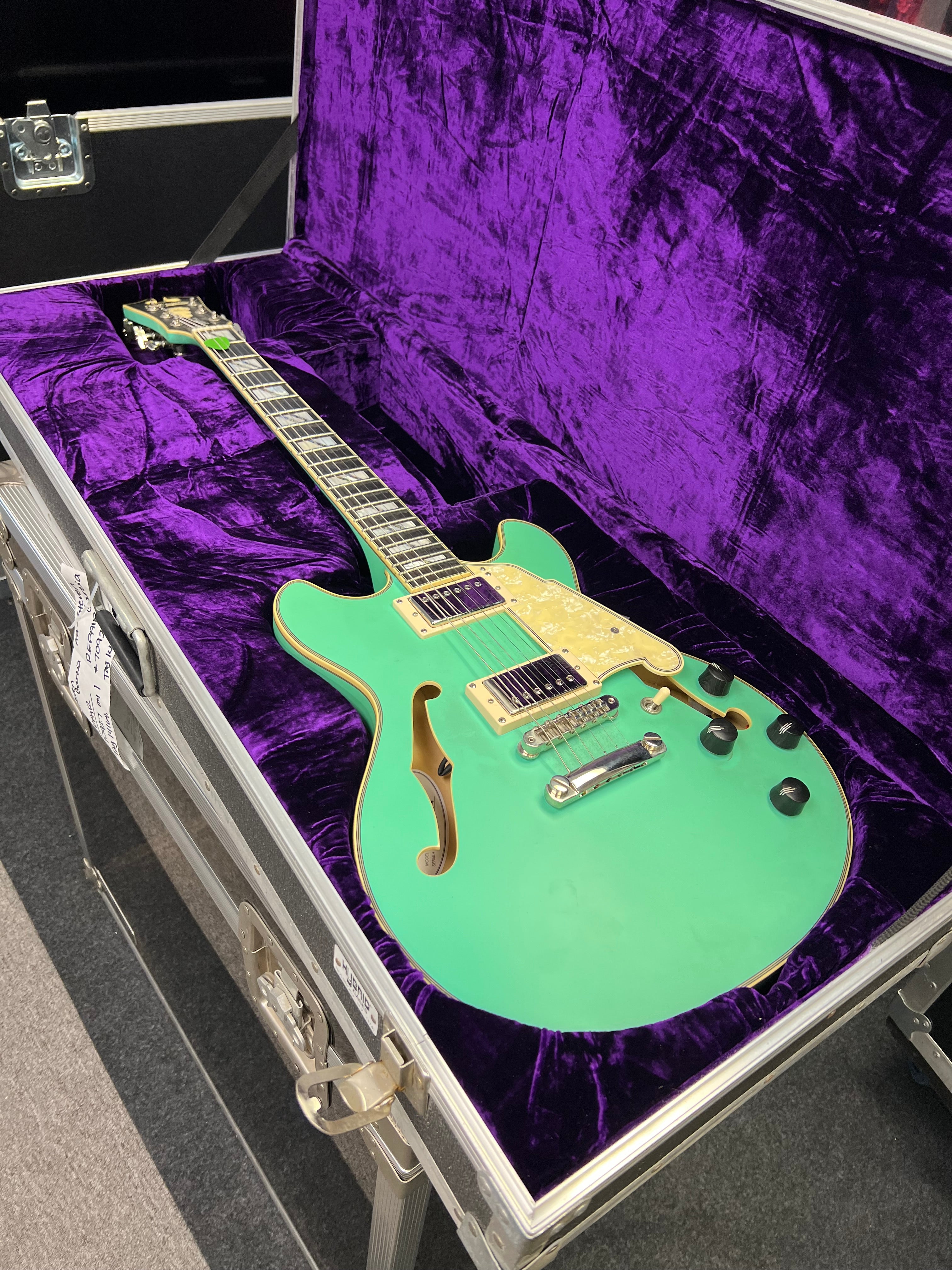 Gibson ES-335 guitar case